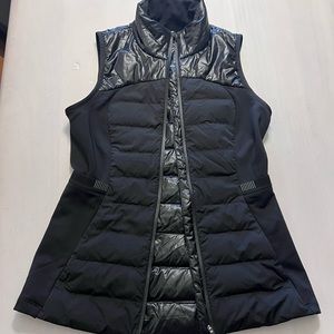 Lululemon Running Down For It All Vest, Womens size 6, NWOT